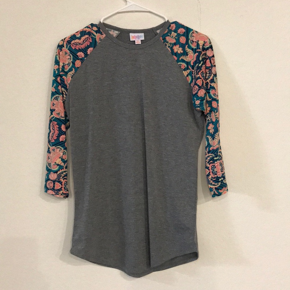 Baseball tee